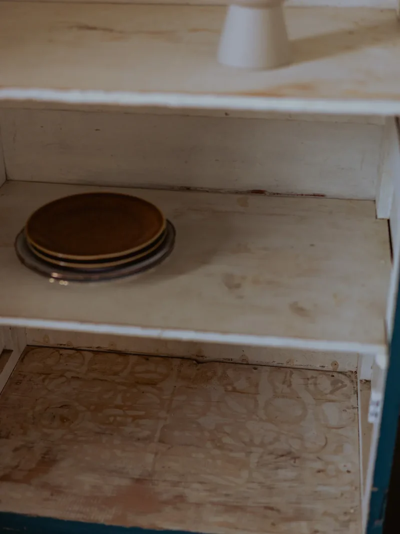 Blandine, l'armoire en bois bleu N°375
