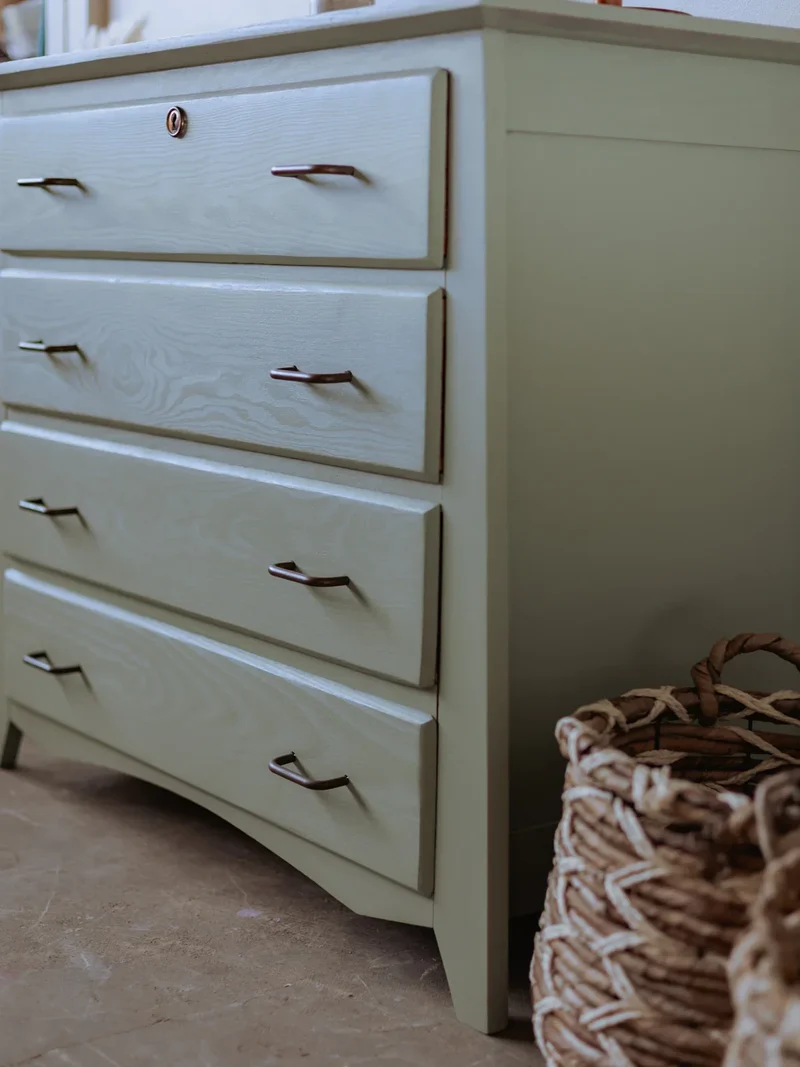 Garance, la commode en bois verte N°552