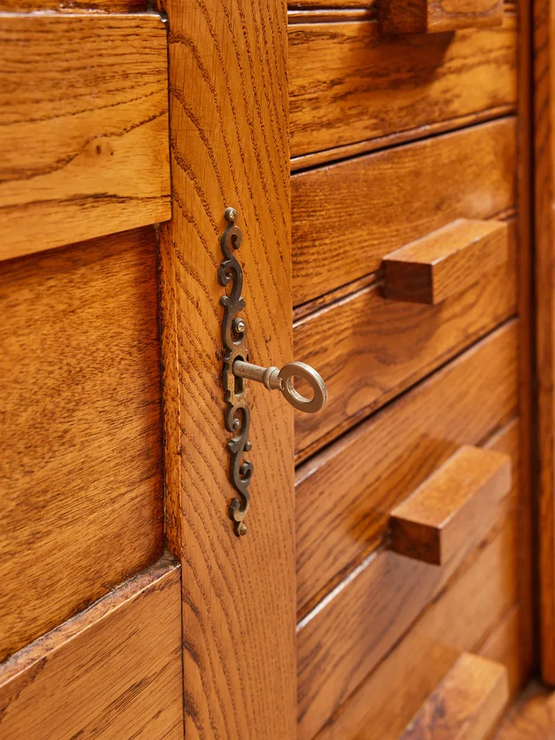 Gilbert, le buffet en bois massif N°1457