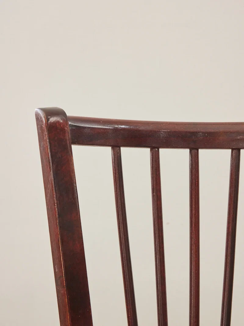 Claude, la paire de chaise bistrot en bois N°1149