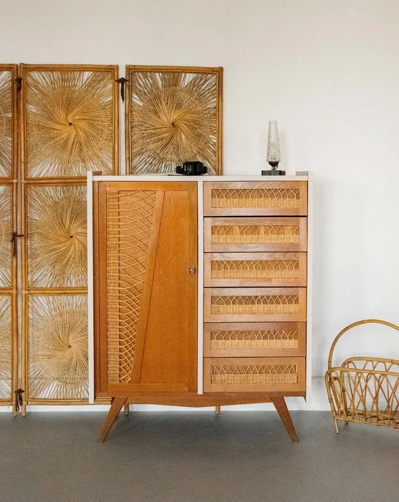 Blandine, l'armoire en bois et osier N°392