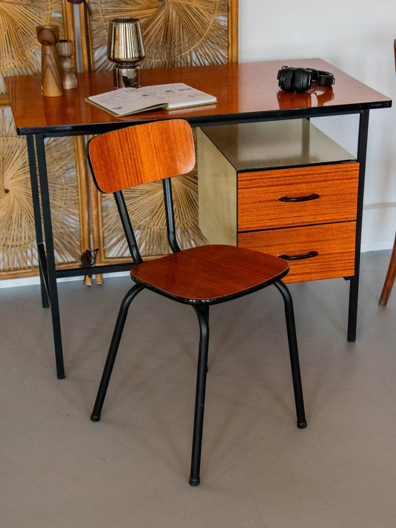 Alma, la chaise en métal et formica N°1452