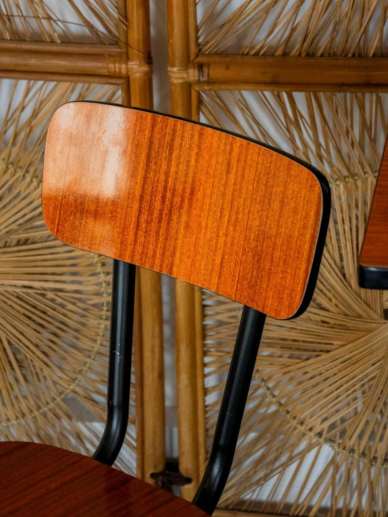 Alma, la chaise en métal et formica N°1452