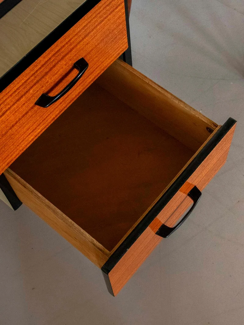 Yvan, le bureau rétro en formica N°522