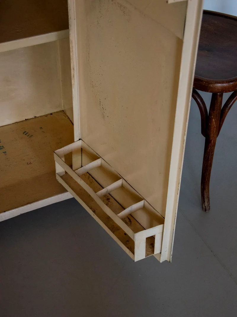 Magda, l'armoire métallique à rangements N°152