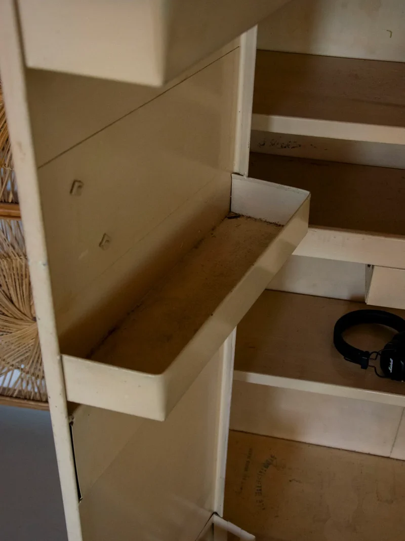 Magda, l'armoire métallique à rangements N°152