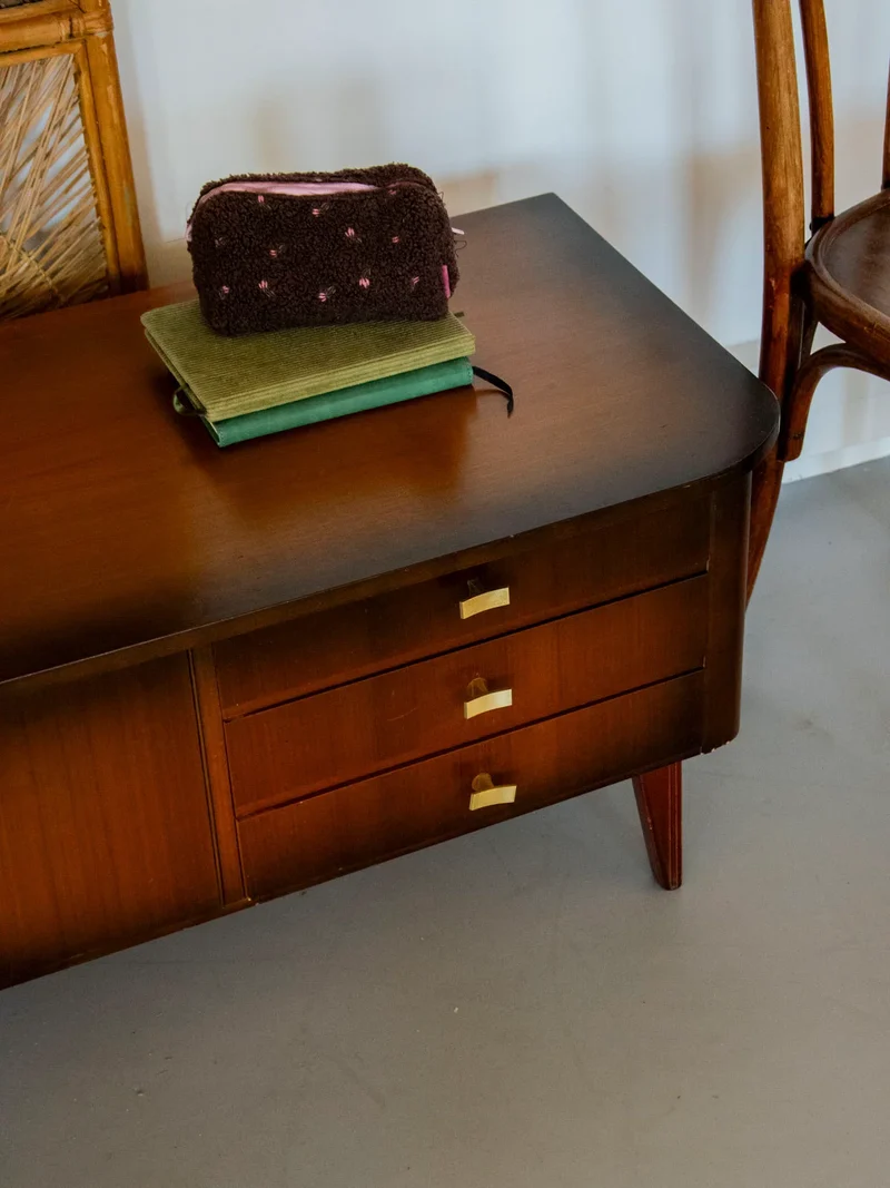 Margaret, l'enfilade en bois foncé N°446