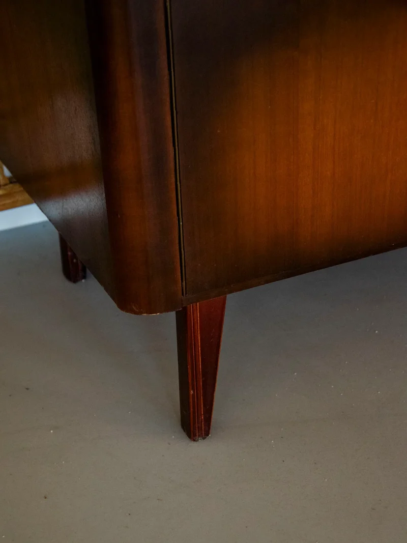 Margaret, l'enfilade en bois foncé N°446