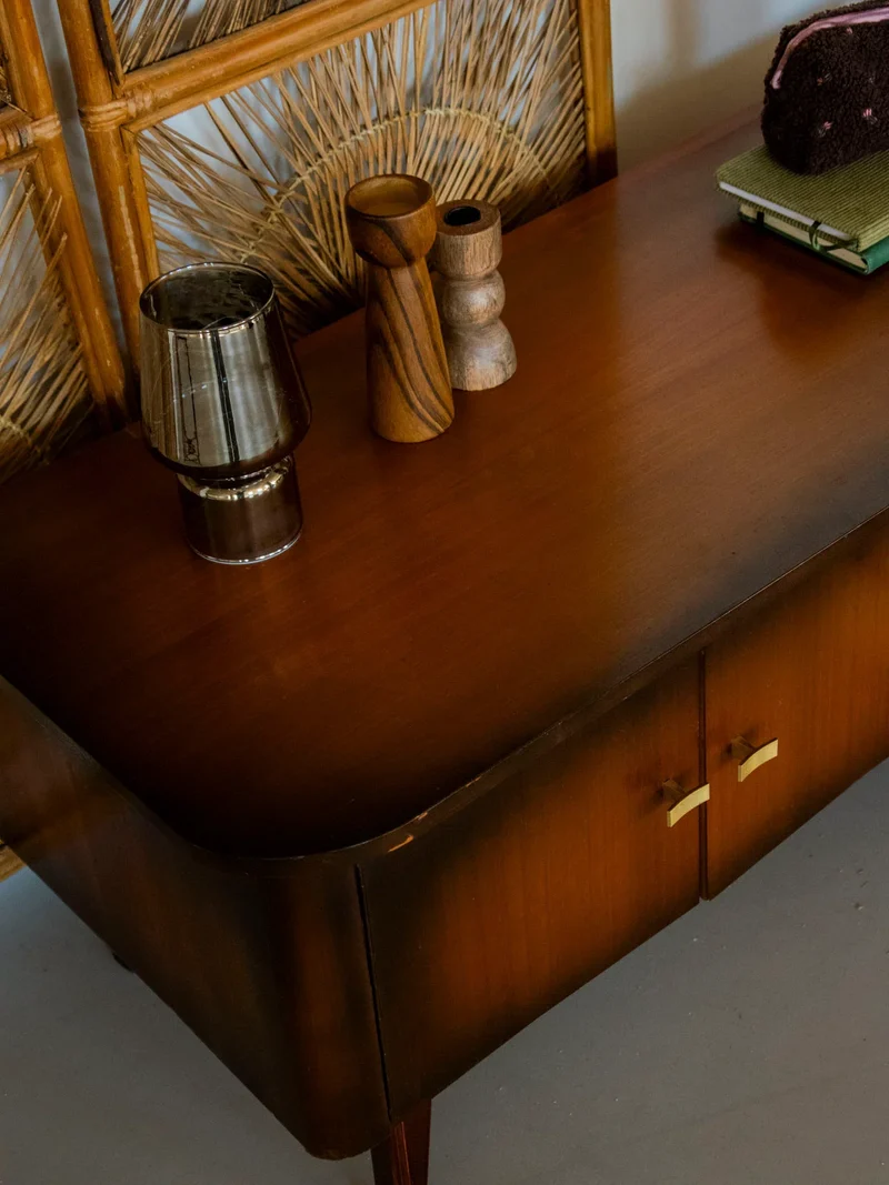 Margaret, l'enfilade en bois foncé N°446