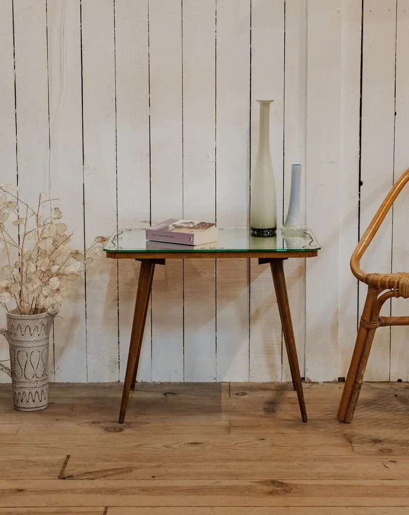 Hanna, la table d'appoint en bois et verre N°1283
