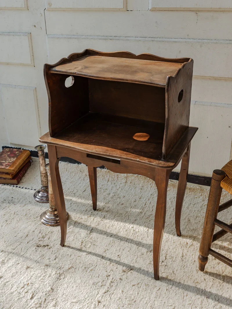Odile, la table de chevet en bois N°1282