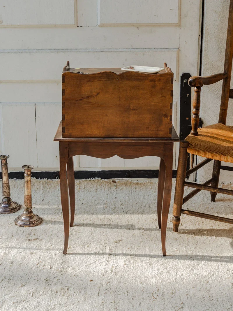 Odile, la table de chevet en bois N°1282