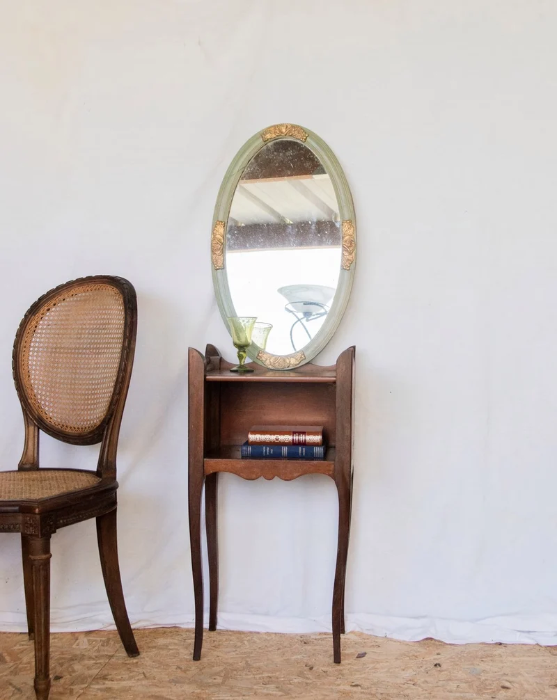 Francine, la table d'appoint en bois N°781