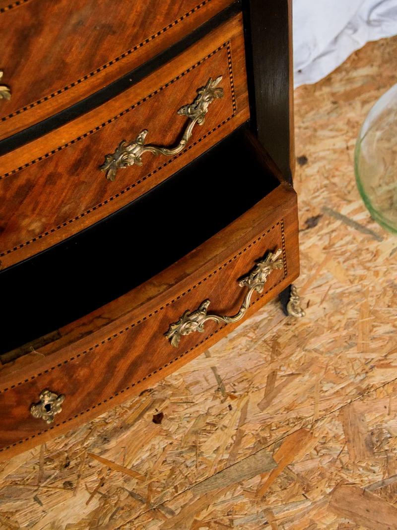 Garance, la commode en bois et bronze N°532
