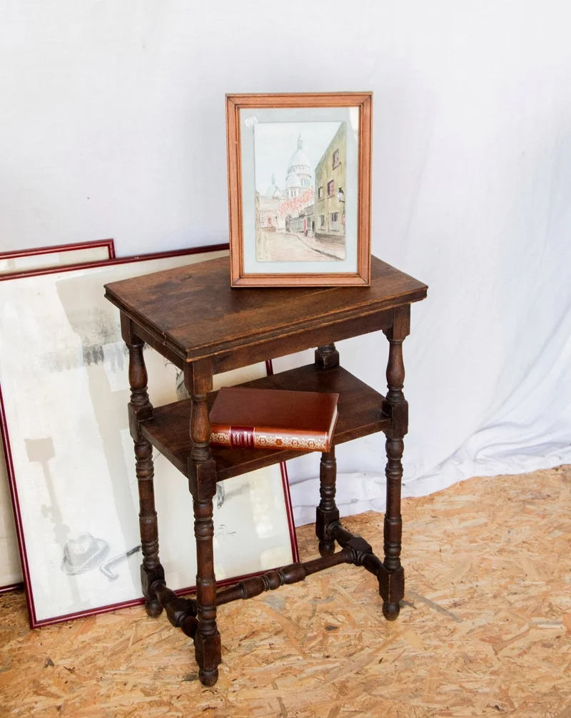 Francine, la table d'appoint en bois N°792