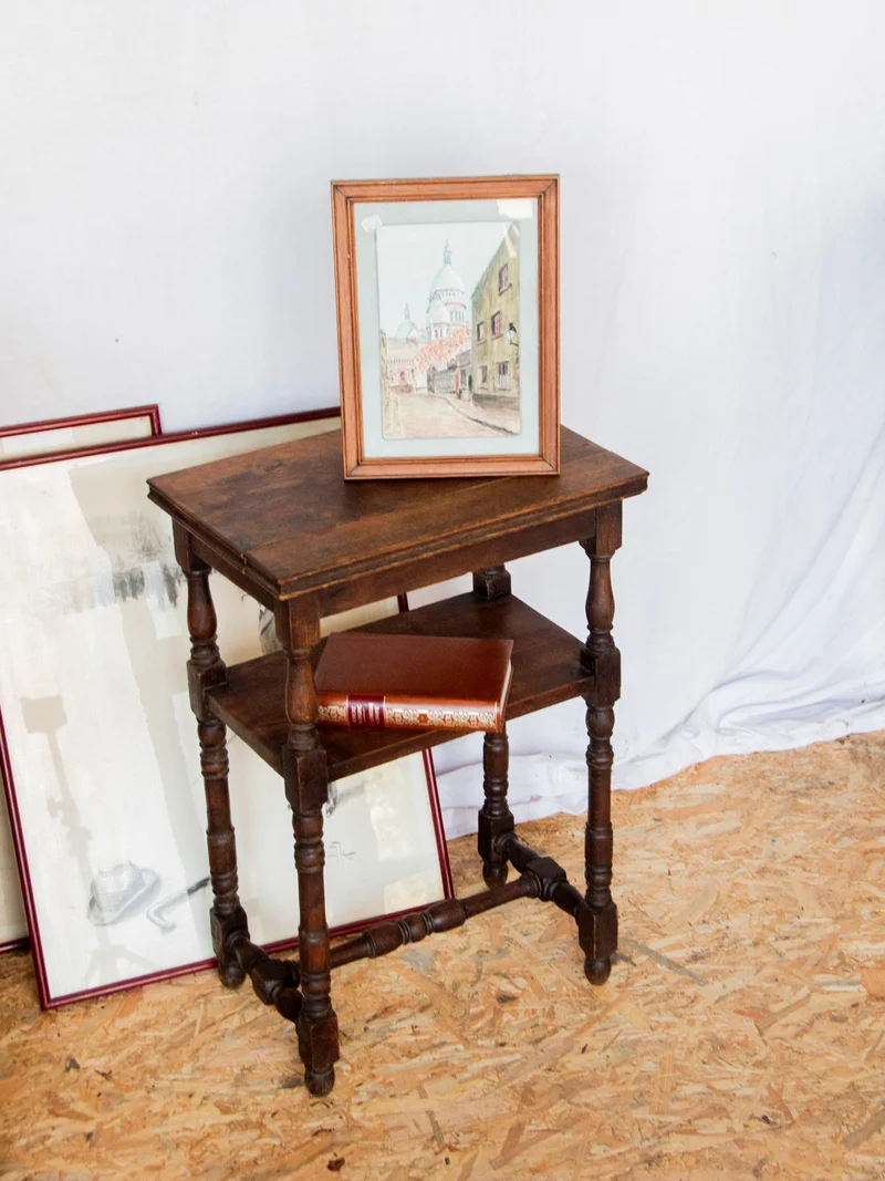 Francine, la table d'appoint en bois N°792