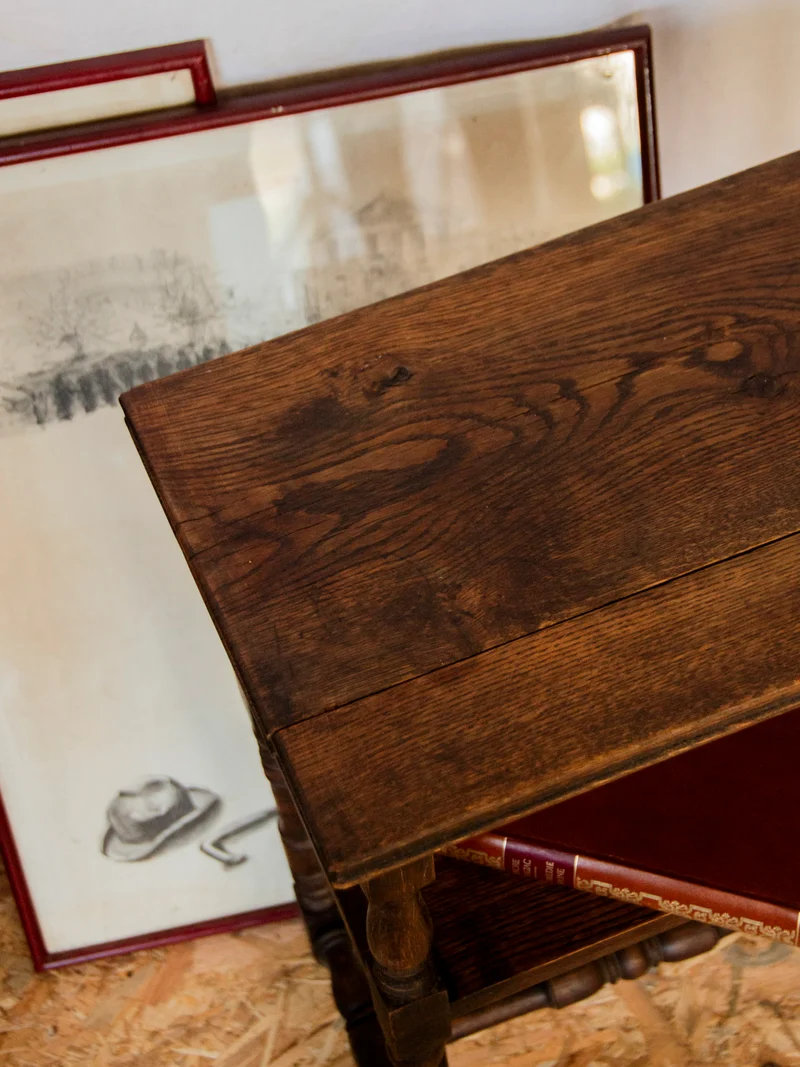 Francine, la table d'appoint en bois N°792