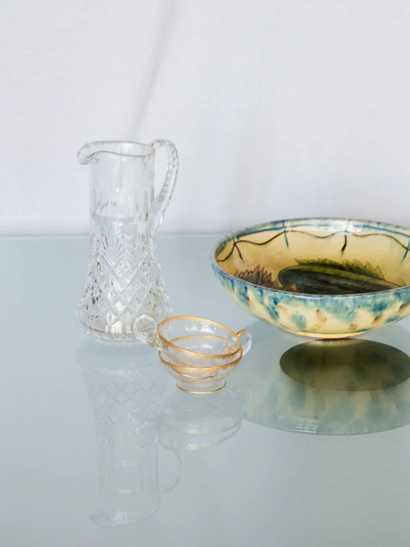 Karla, la table à manger en verre et acier N°1128