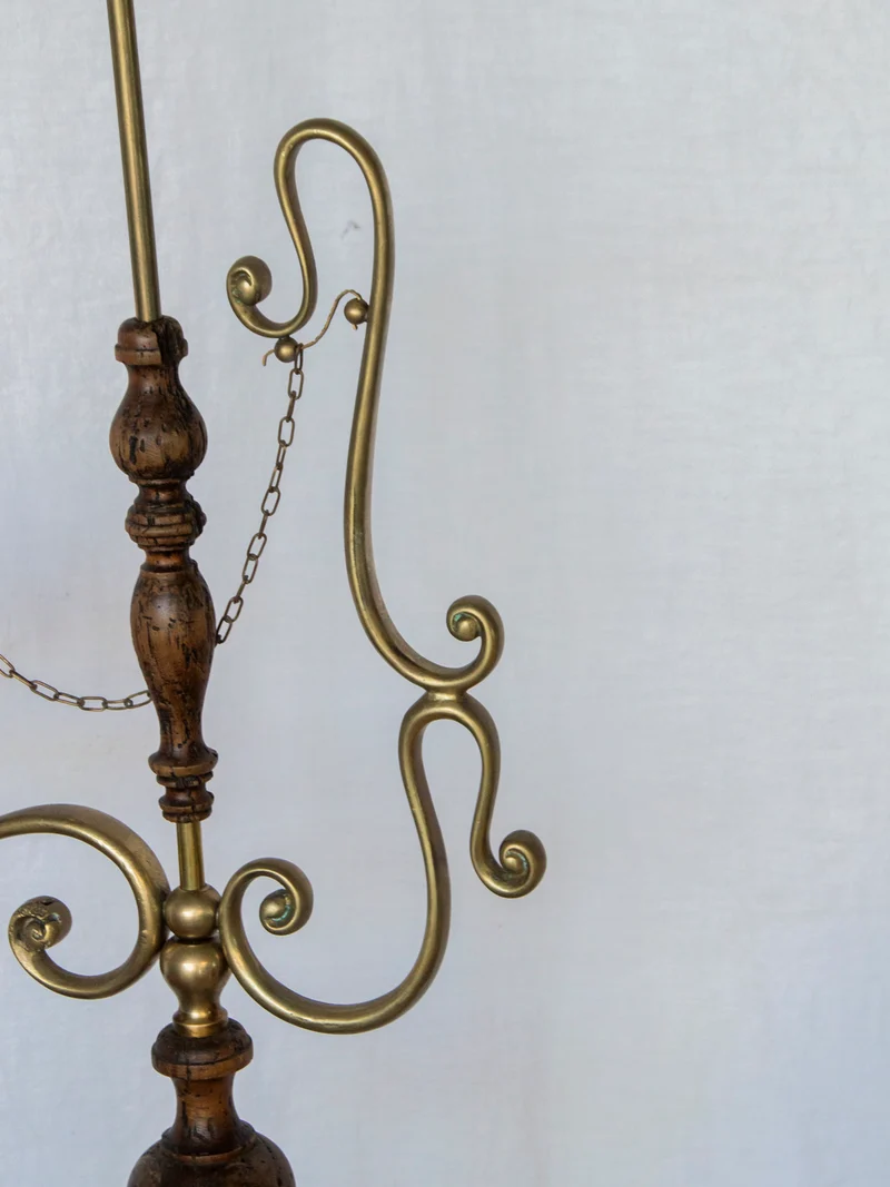 Julien, le lampadaire en laiton N°353
