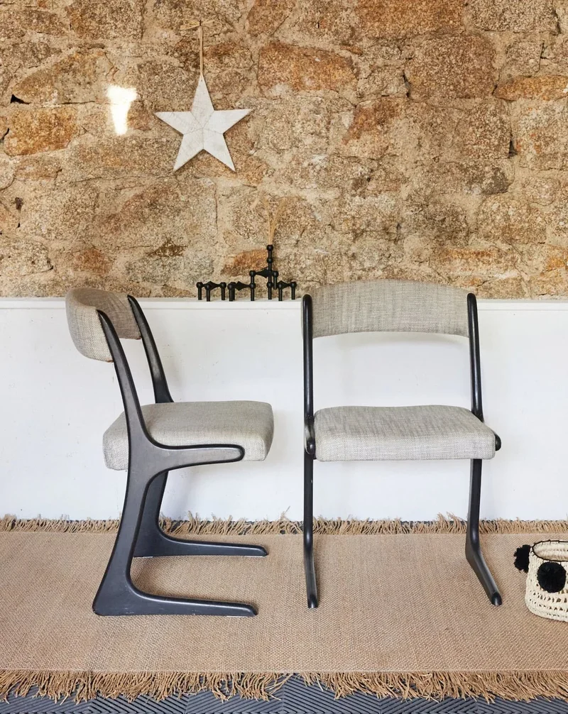 Alma, la paire de chaises Baumann N°1384