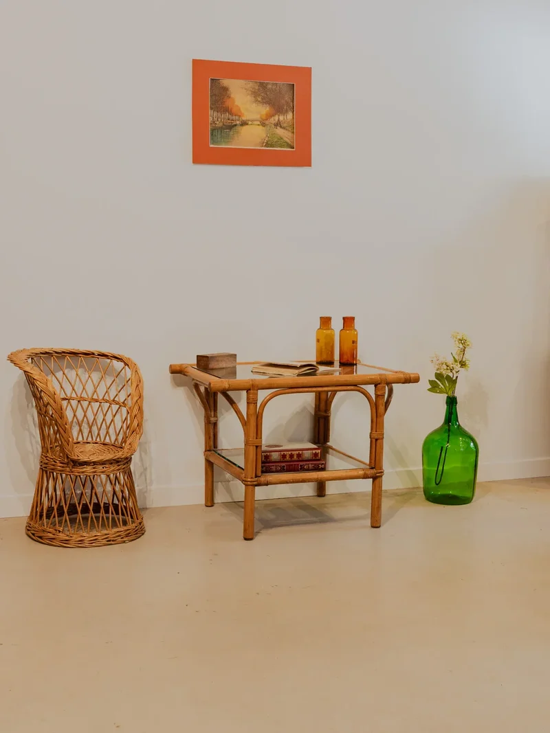 Francine, la table d'appoint en rotin et verre N°860