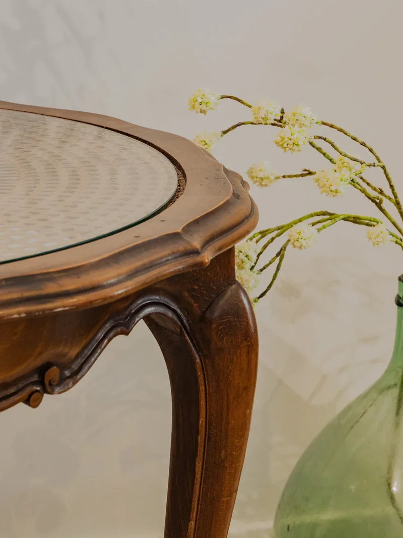 Francine, la table d'appoint en bois et verre N°859