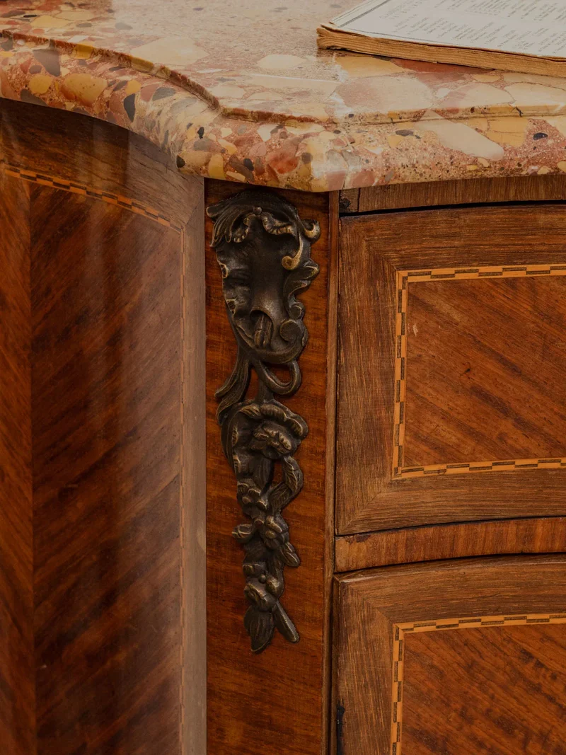 Francine, la table d'appoint en bois et marbre N°863
