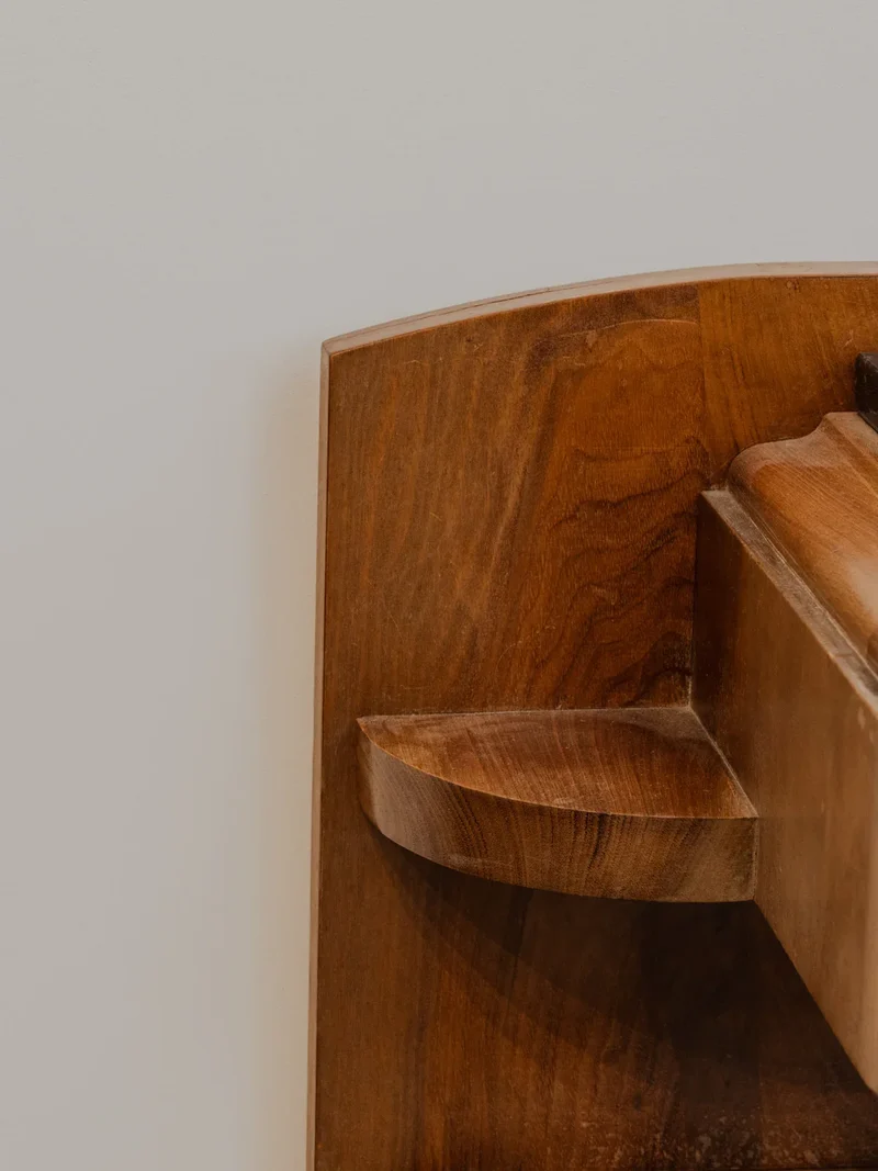 Odile, la table de chevet Art Déco en bois N°1297