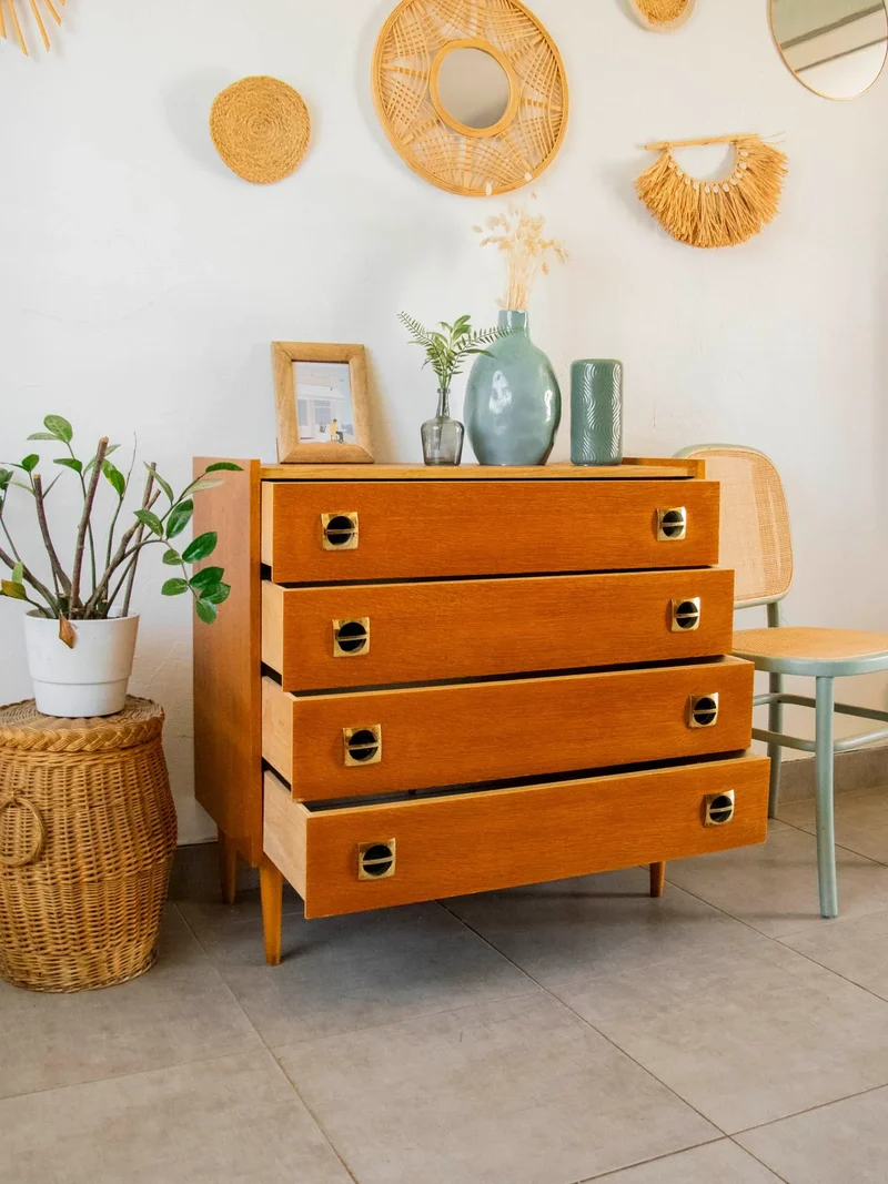 Garance, la commode sixties en bois N°587