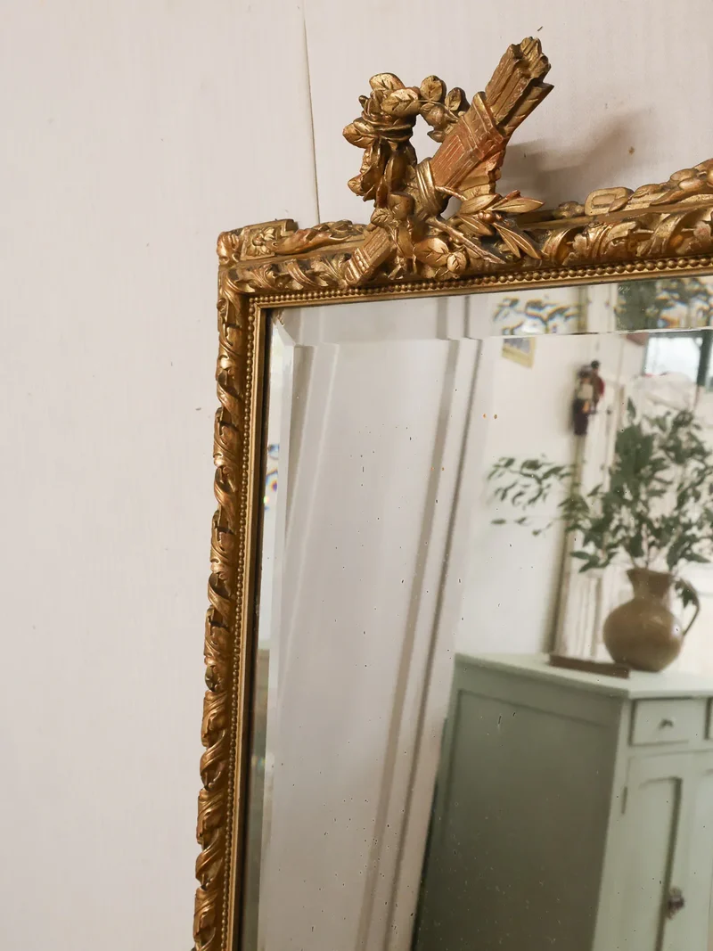 Georges, le miroir baroque en bois sculpté N°1115