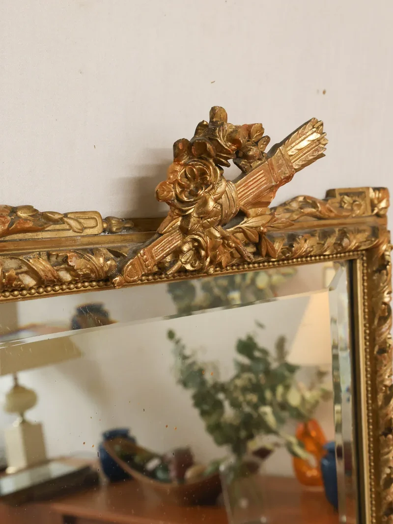 Georges, le miroir baroque en bois sculpté N°1115
