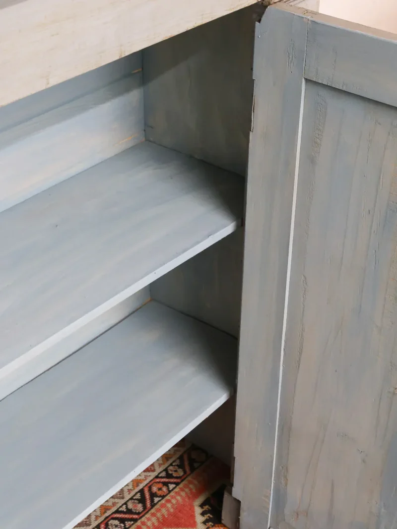 Gilbert, le grand buffet en bois peint N°871
