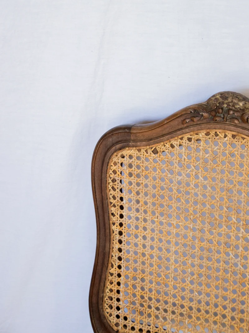 Claude, la chaise en bois et cannage N°1101