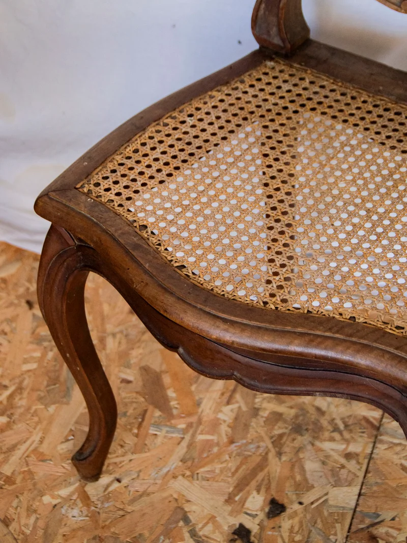 Claude, la chaise en bois et cannage N°1101