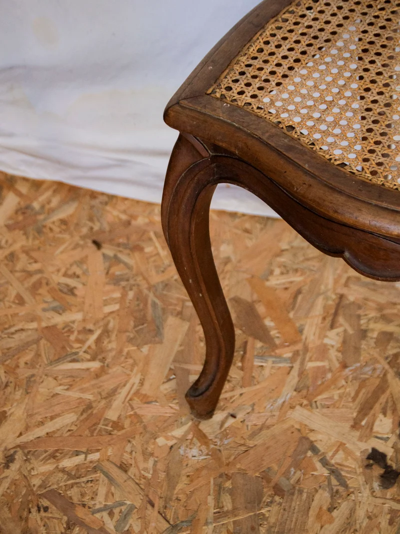 Claude, la chaise en bois et cannage N°1101