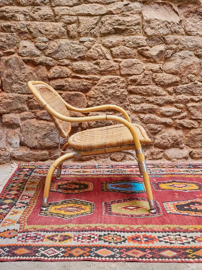 Ernest, la paire de fauteuils en osier N°819