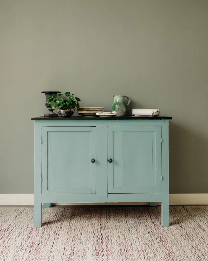 Gilbert, le buffet en bois bleu clair N°814