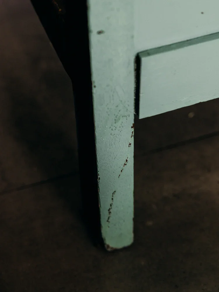 Gilbert, le buffet en bois bleu clair N°814