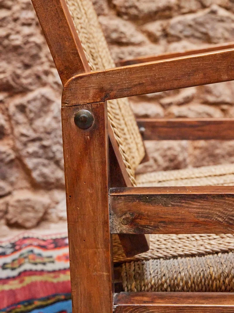 Ernest, la paire de fauteuils en cordes des années 50 N°812
