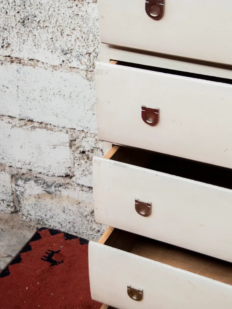 Garance, la grande commode blanche N°535