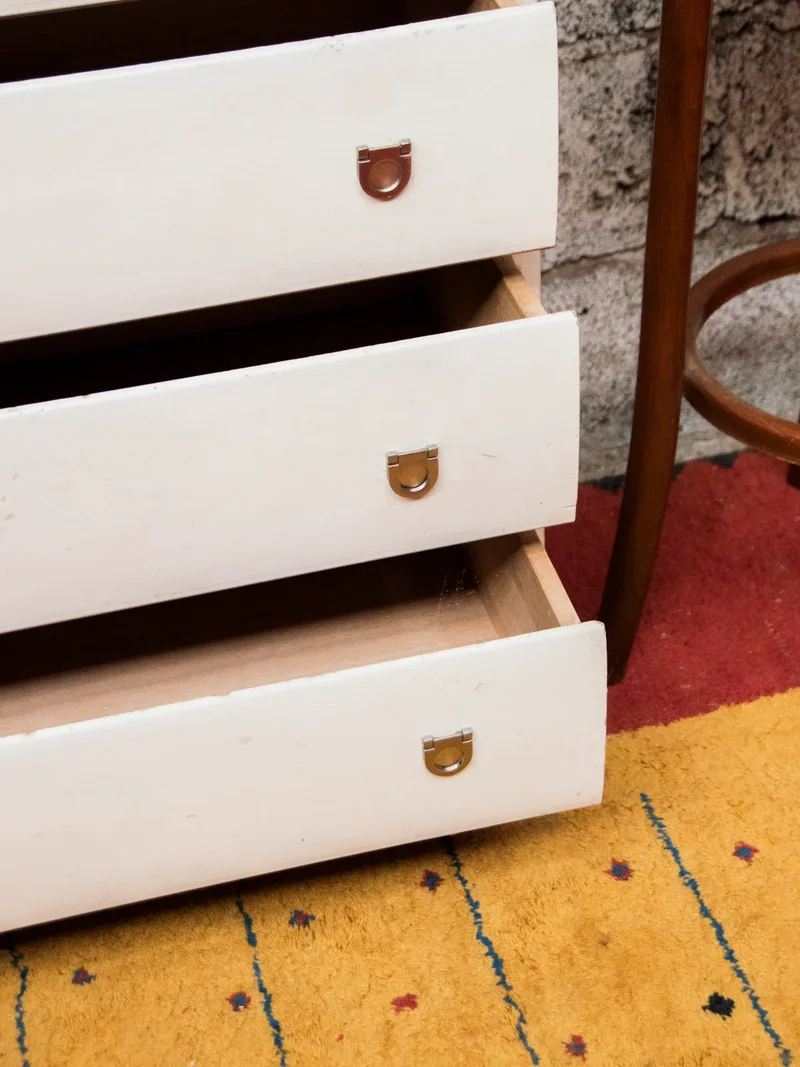 Garance, la grande commode blanche N°535