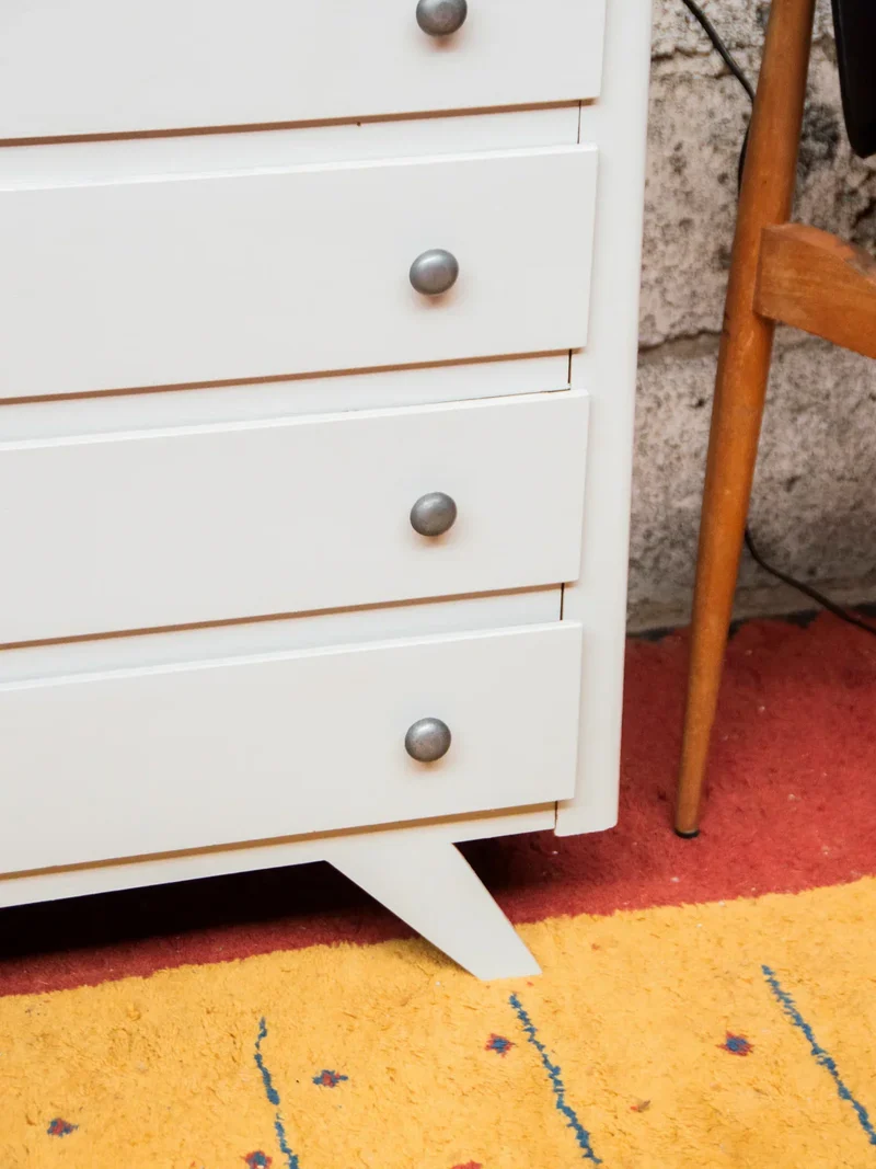 Olga, la commode en bois blanche N°416