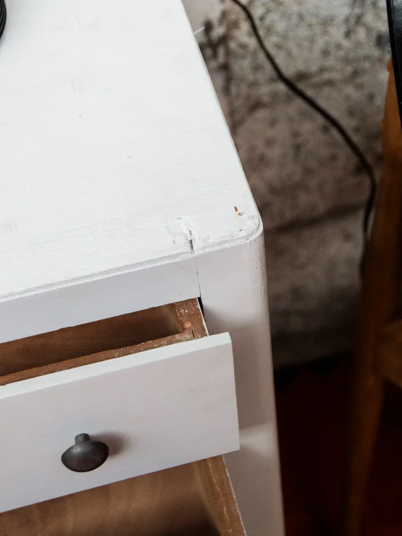 Olga, la commode en bois blanche N°416