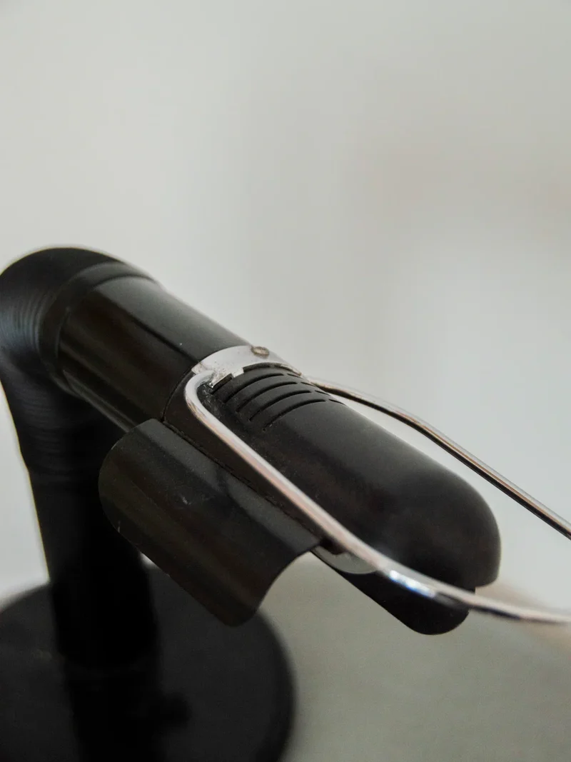 Julia, la lampe à bras noir Targetti N°857