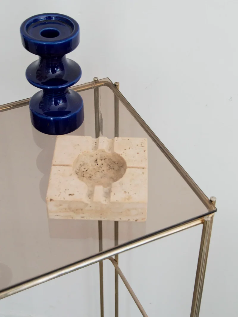 Hanna, la table d'appoint en verre et métal N°1260