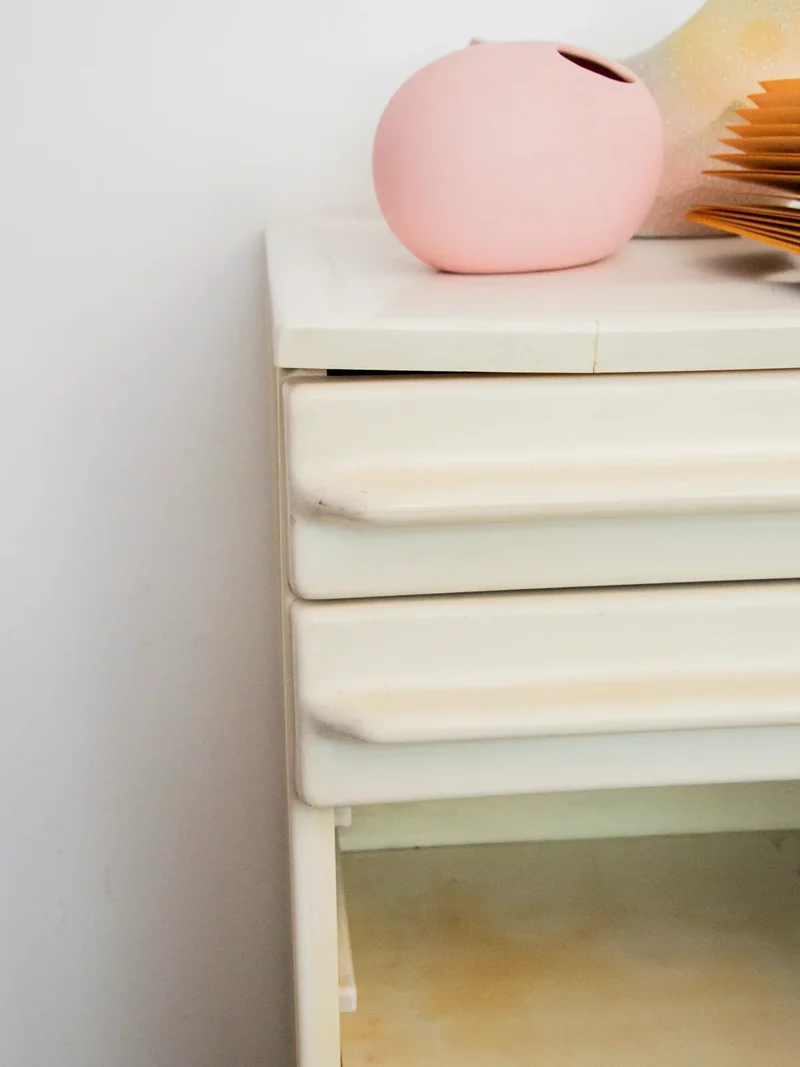 Olga, la commode contemporaine en plastique N°418