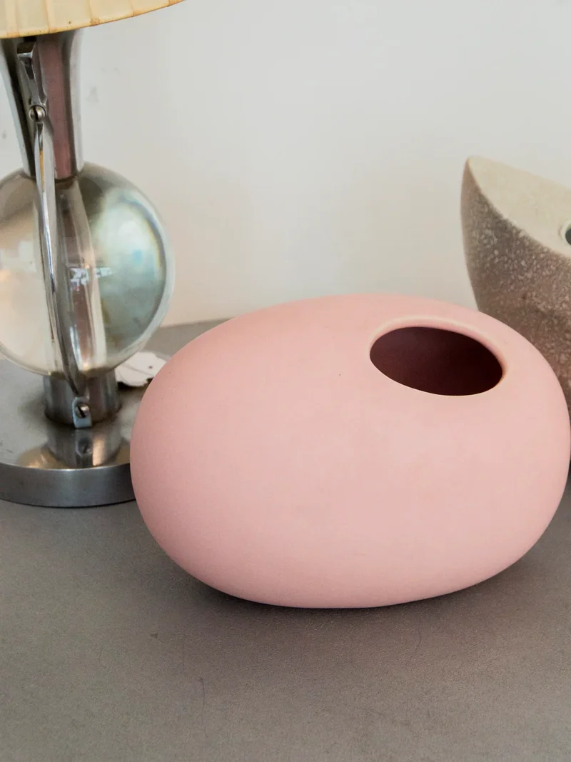 Edmond, le vase rose pâle N°153