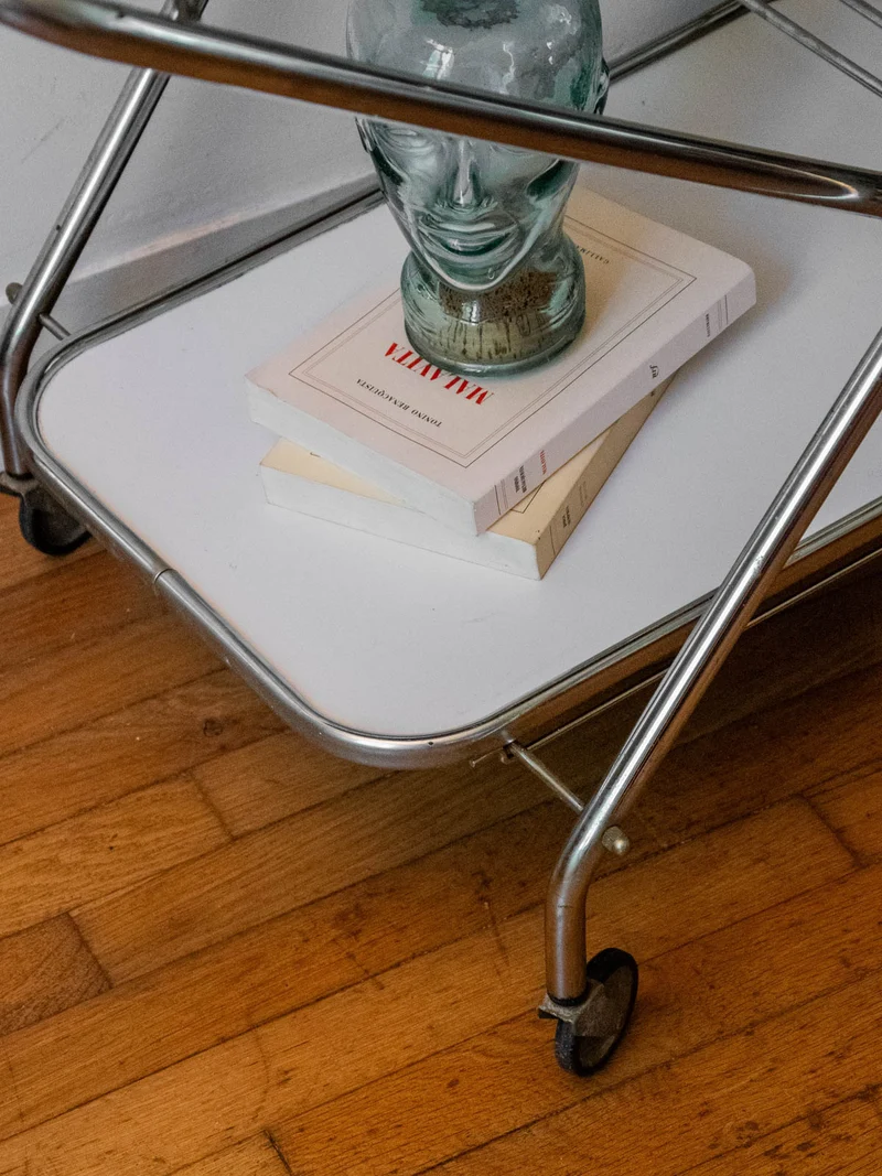 Anouk, la desserte pliante en formica N°274