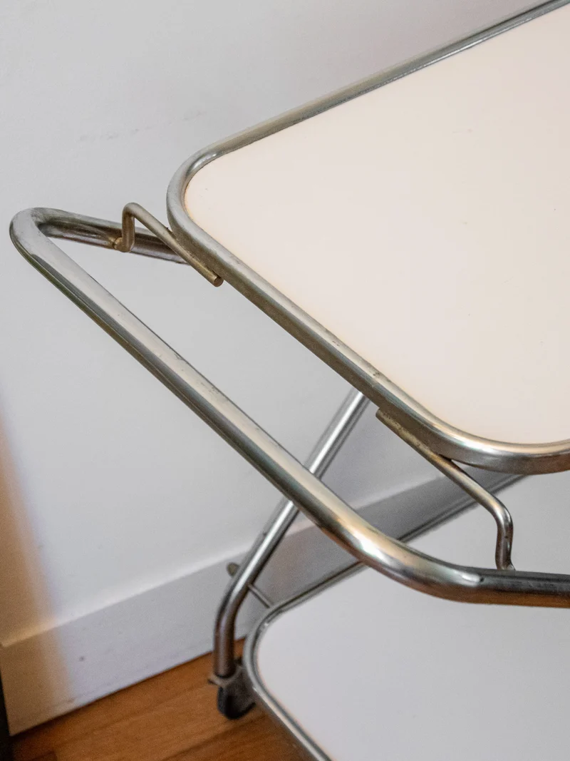 Anouk, la desserte pliante en formica N°274
