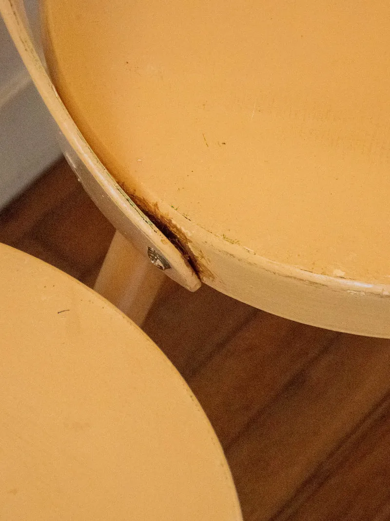 Alma, la paire de chaises bistrot modèle Dove N°1361